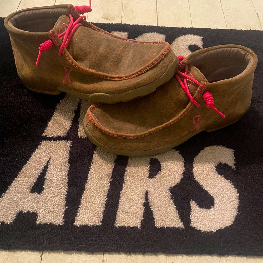 Used Woman Twisted X Bomber Leather Moccasins Size 9 1/2 M